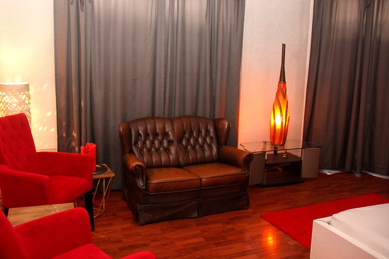 Studio Ohlala in Zurich / Elvetia, 300 CHF / Ora